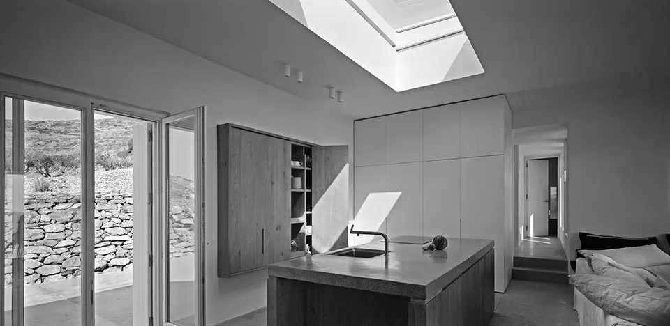 9-syrosI-block-722-photo-erieta-attali