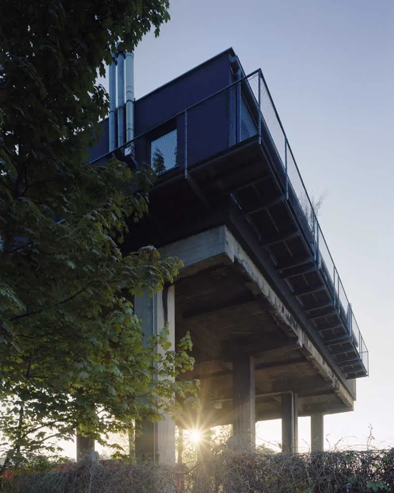 balkon-vokrug-vsego-doma-s-krugovym-obzorom_4197