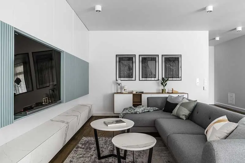 Oświetlenie natynkowe w skandynawskim wnętrzu | proj. Mana Design