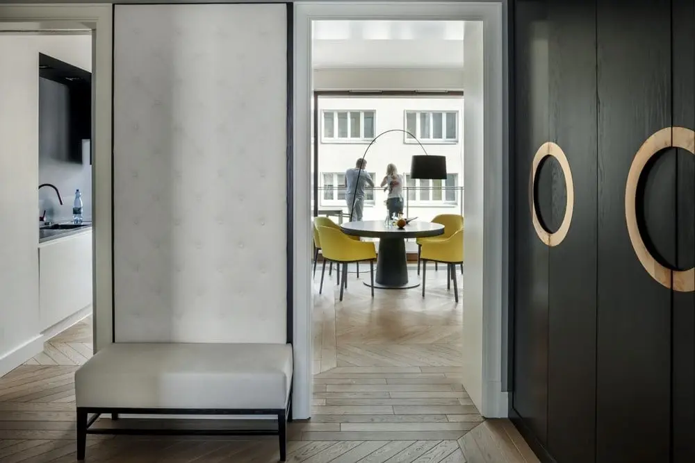 Projekt Anna Koszela - Między Madrytem a Warszawą