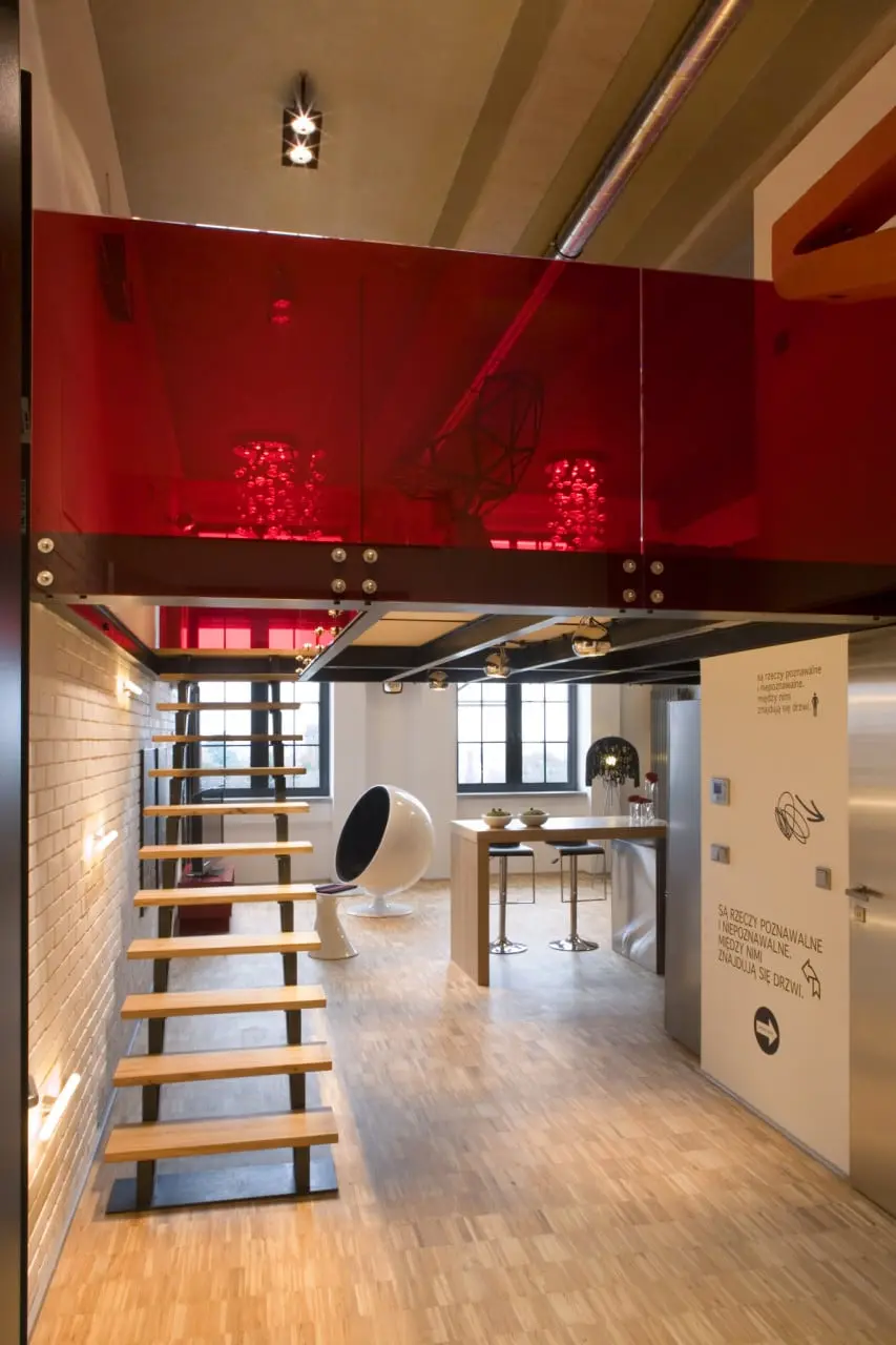 Czerwony Loft projekt Justyna Smolec