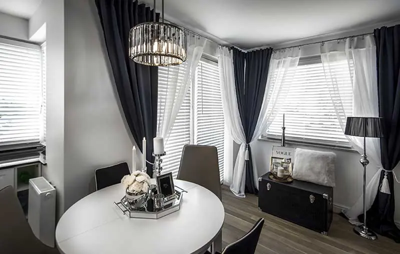 Nowojorski glam w mieszkaniu w bloku | proj. m-projekty