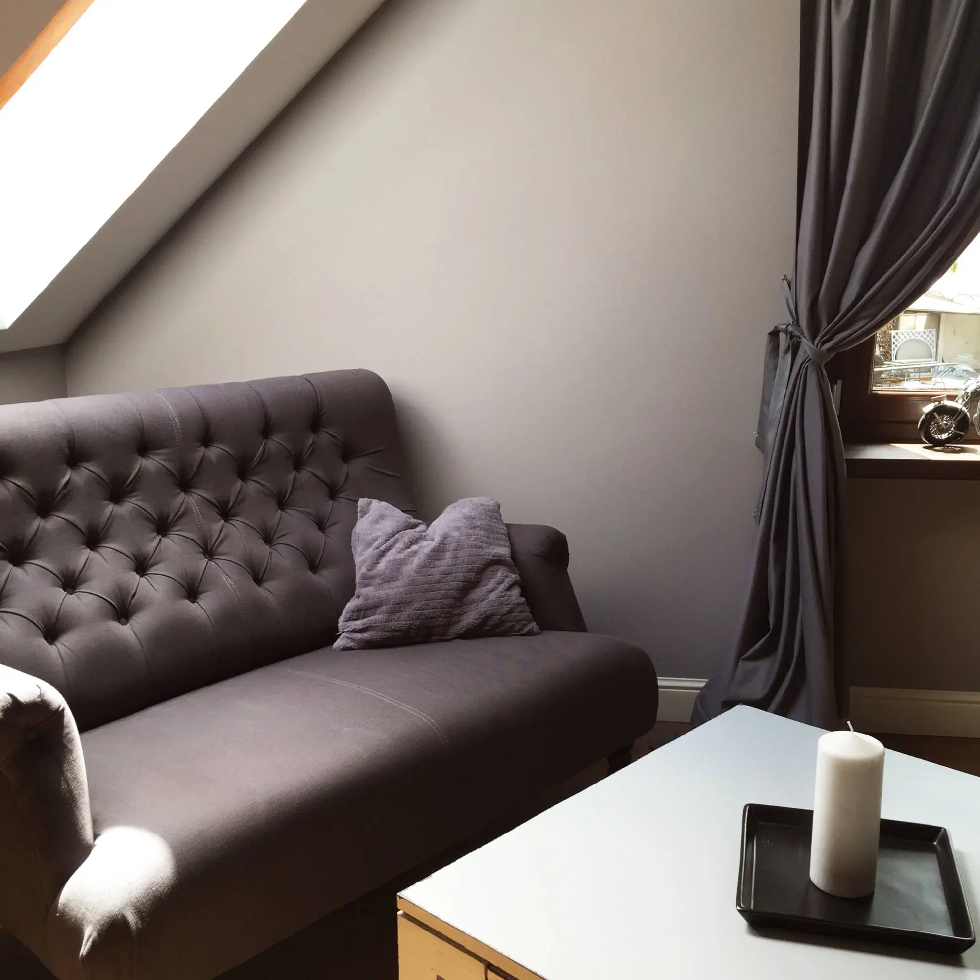 Ponadczasowy dom nad jeziorem | Proj. SAS