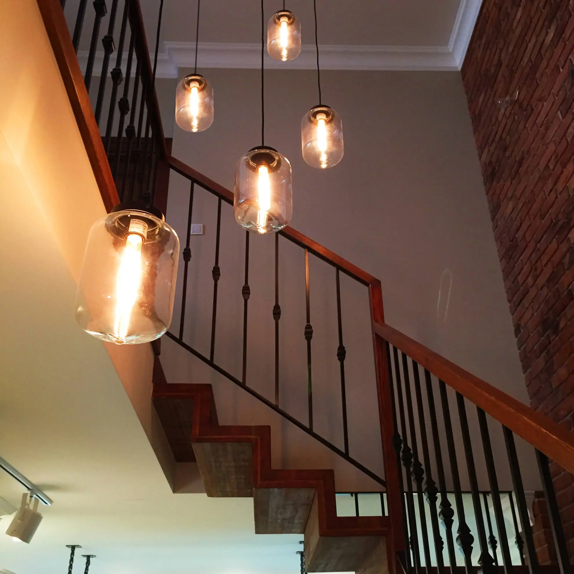 Ponadczasowy dom nad jeziorem | Proj. SAS