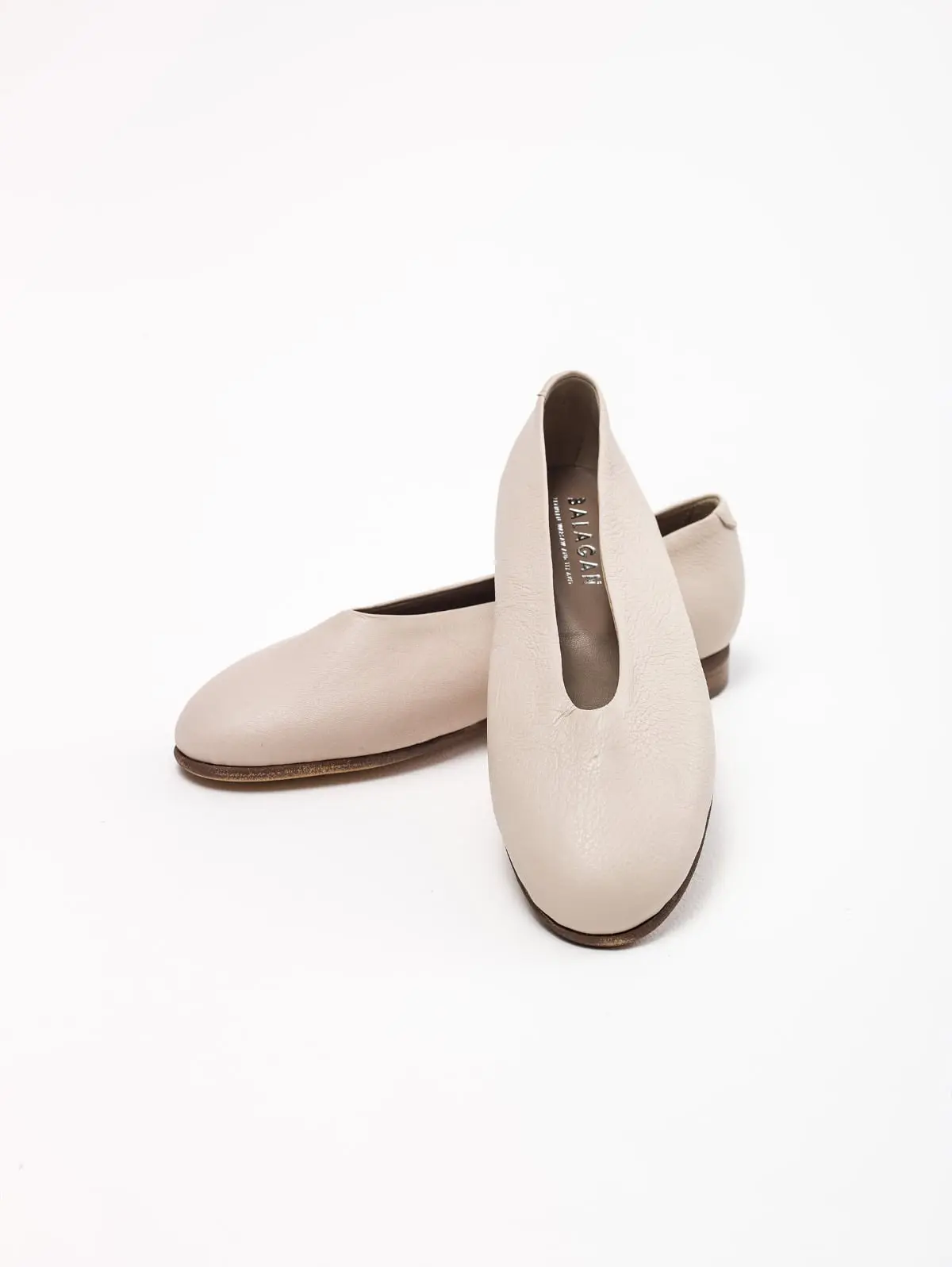 Półbuty „Opera”, 2016, autorki projektu: Agata Matlak-Lutyk, Hanna Ferenc-Hilsden; produkcja: Balagan