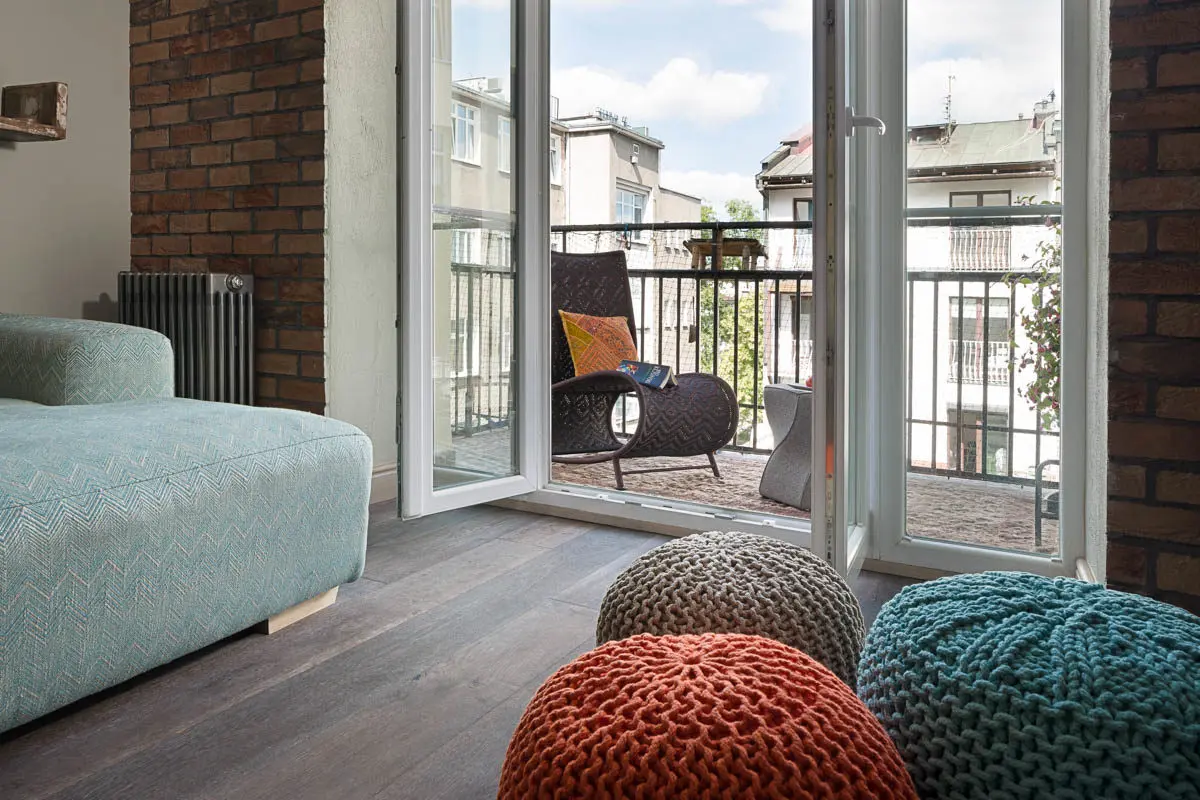 Salon w stylu vintage z odrobiną shabby chic projekt Jacek Tryc