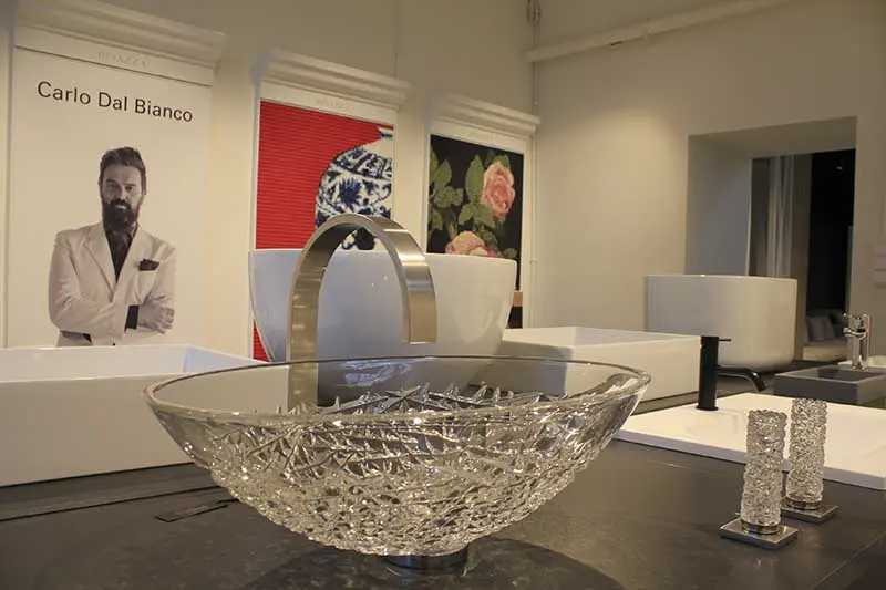 Ekspozycja w showroomie przy ul. Duchnickiej w Warszawie