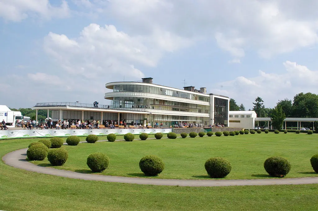Budynek Wyścigów Konnych 