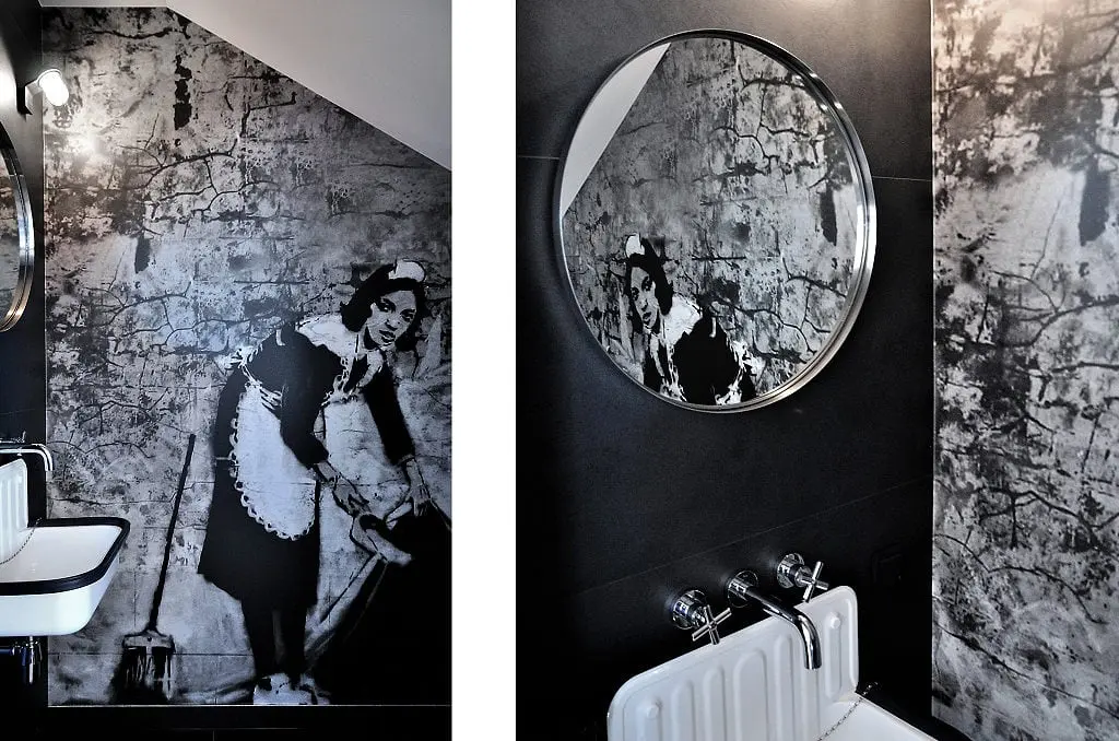Street Art Banksy'ego w łazience | proj. Ministerstwo Spraw we Wnętrzach