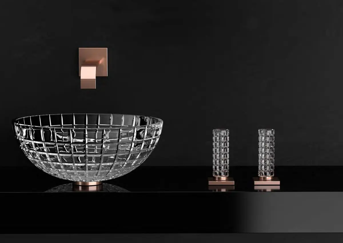 Kryształowe umywalki i baterie Glass Design są dostępne w naszych showroomach