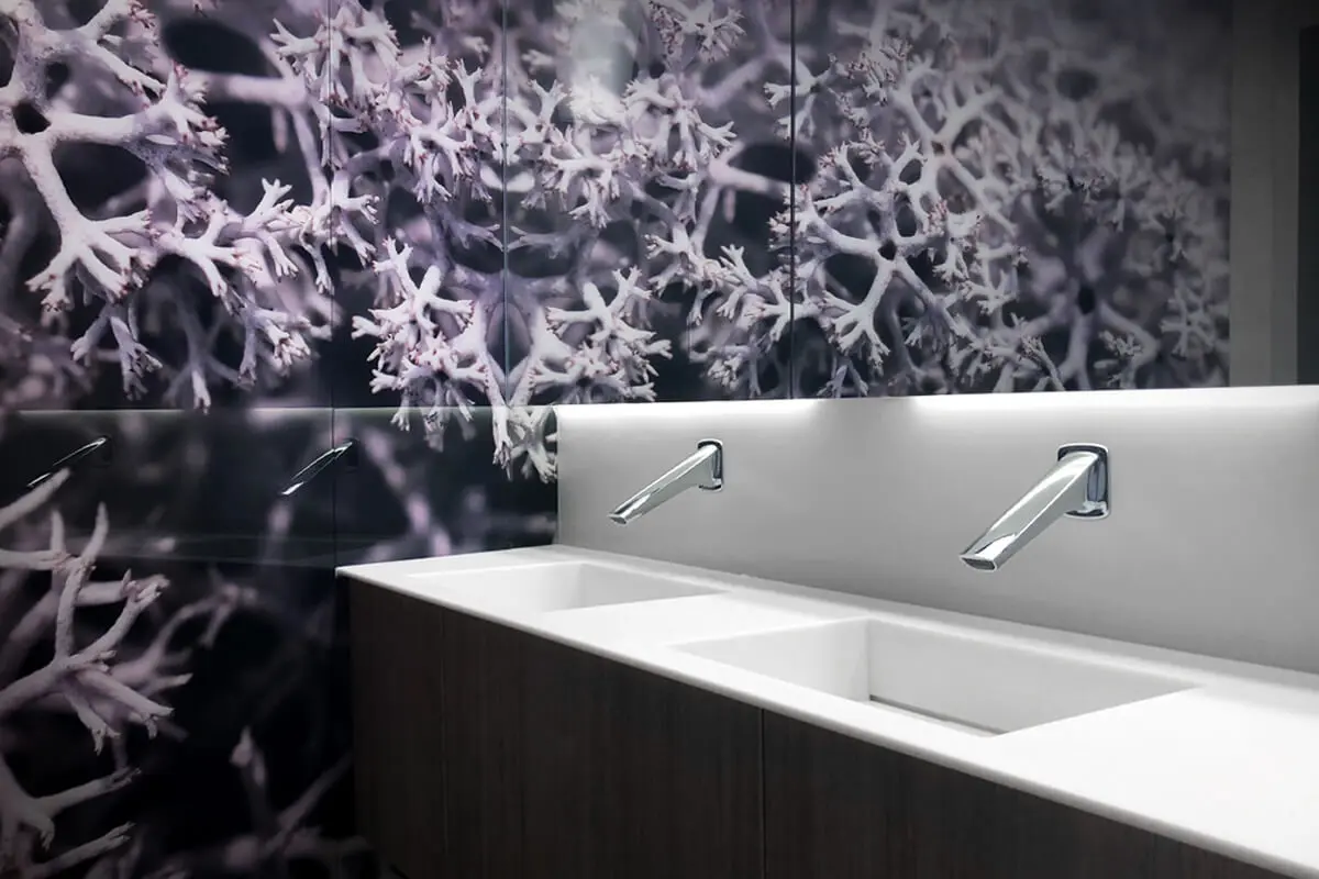 Jedna z łazienek w budynku Villa Metro