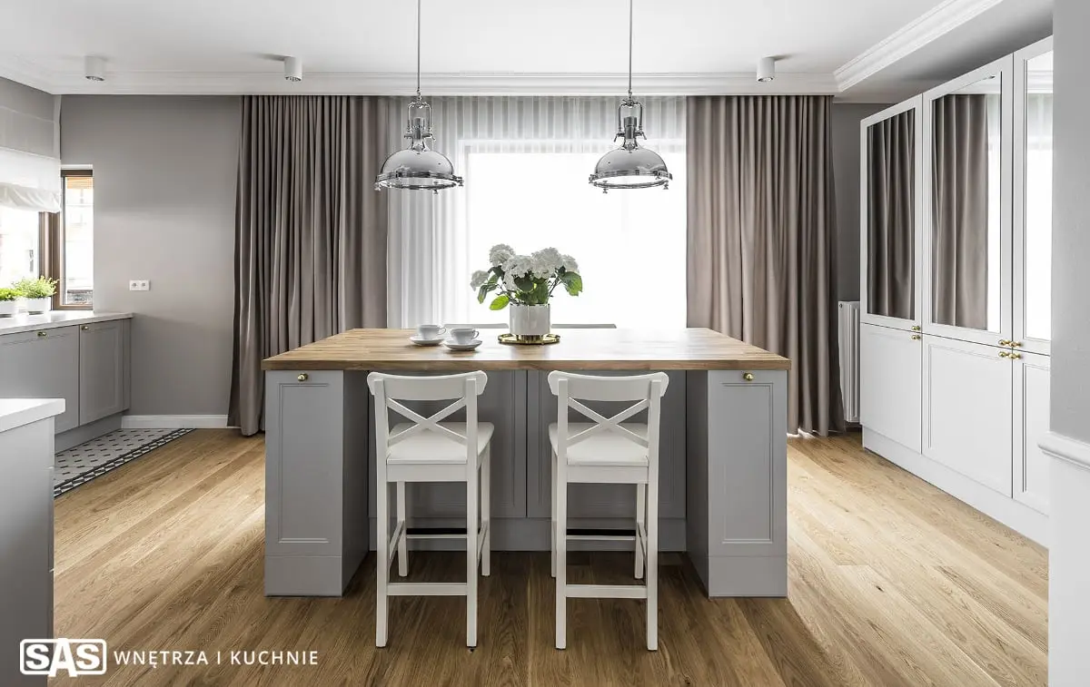 Kuchnia z wyspą | proj. SAS Wnętrza i Kuchnie