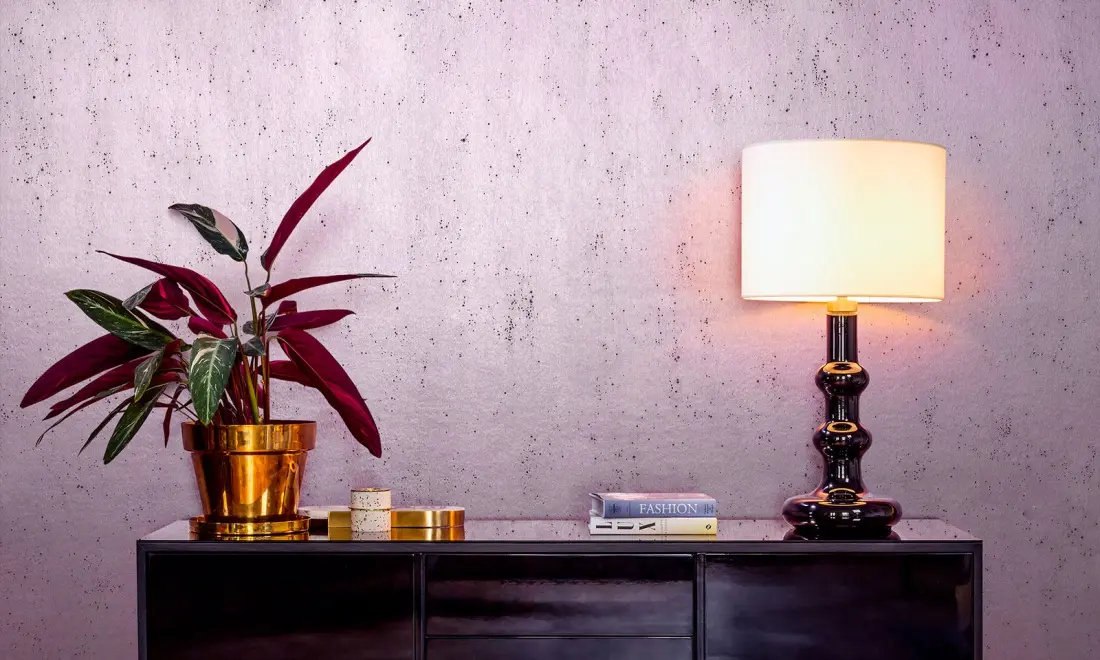 Tapeta od Arte w modnym fiolecie