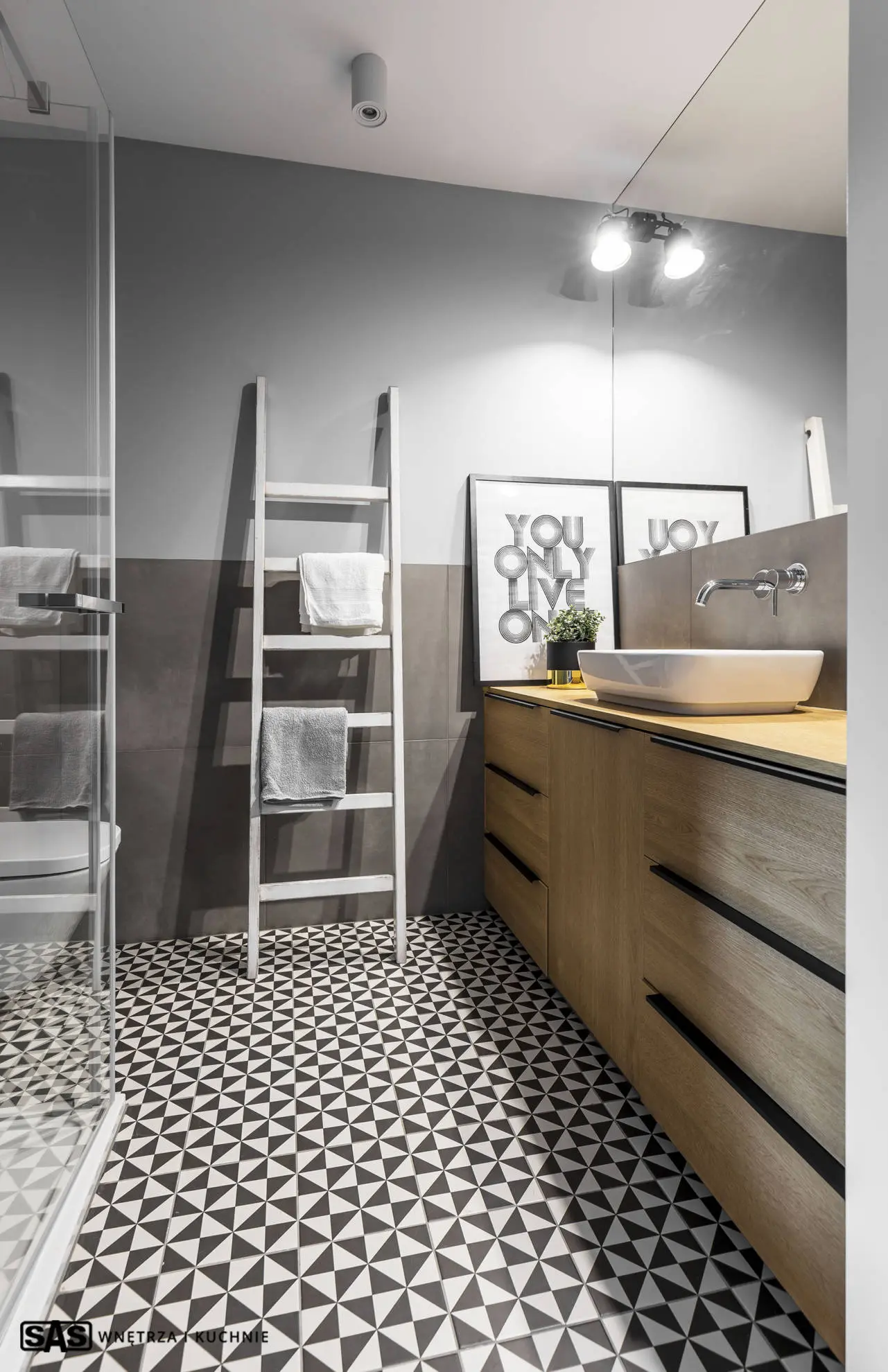 Mieszkanie z akcentem czerwieni