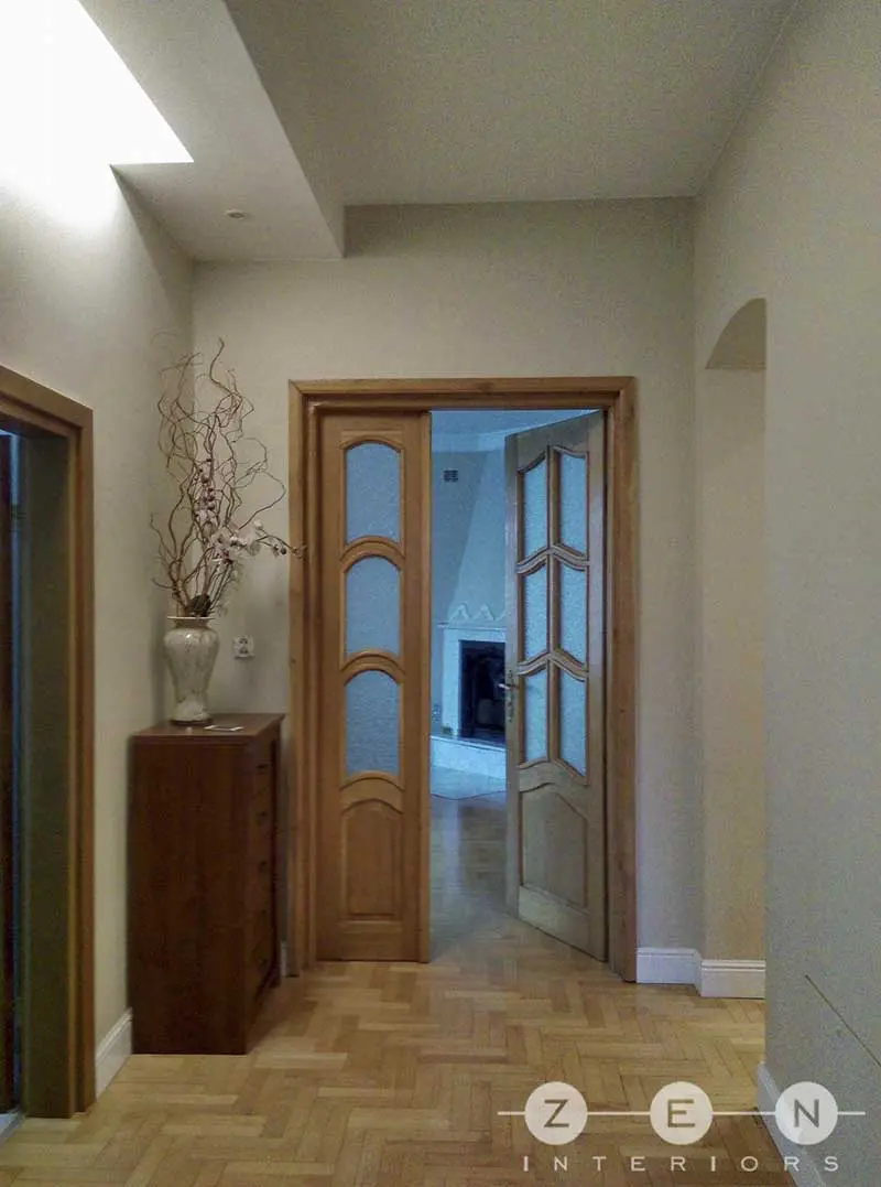 Hol przed metamorfozą