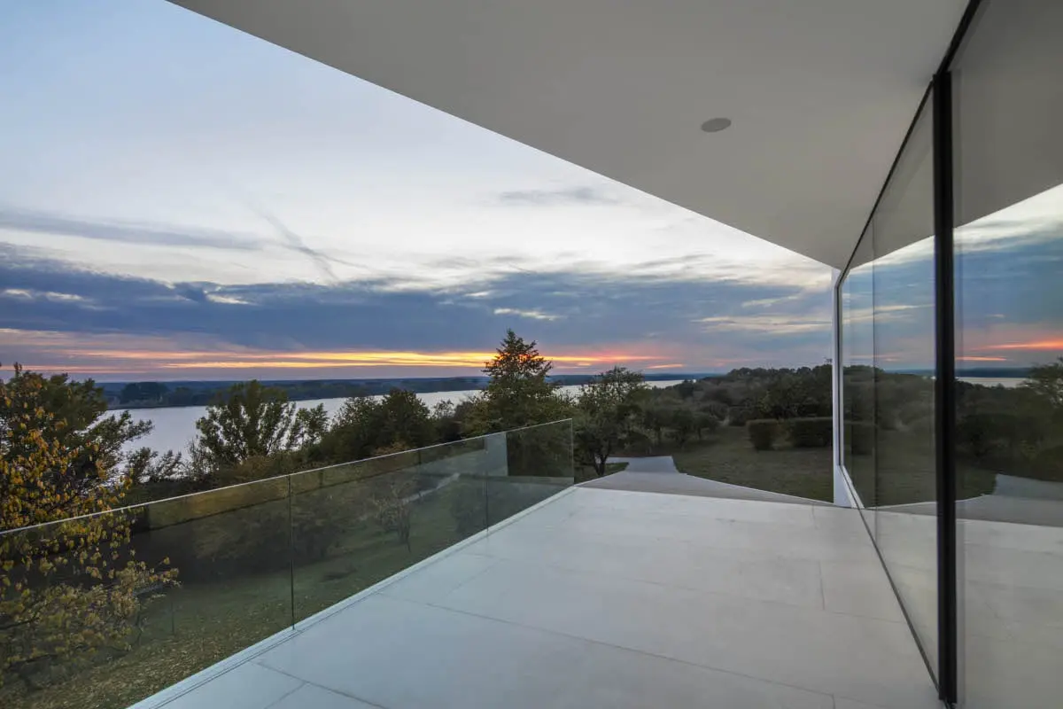 Dom po drodze | proj. KWK PROMES Robert Konieczny (zdj.: Olo Studio)