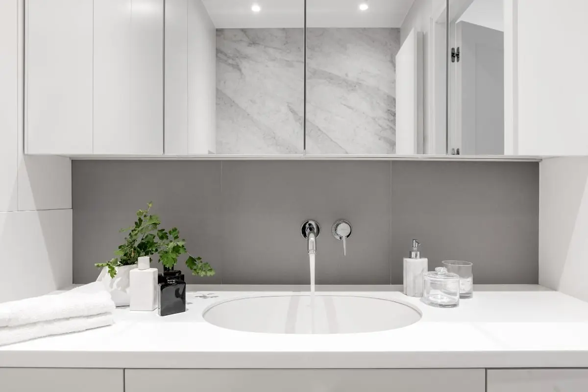 Projekt: Magdalena Śliwka (Black Deer Workshop) & Karolina Zakrzewska (Kint Studio)