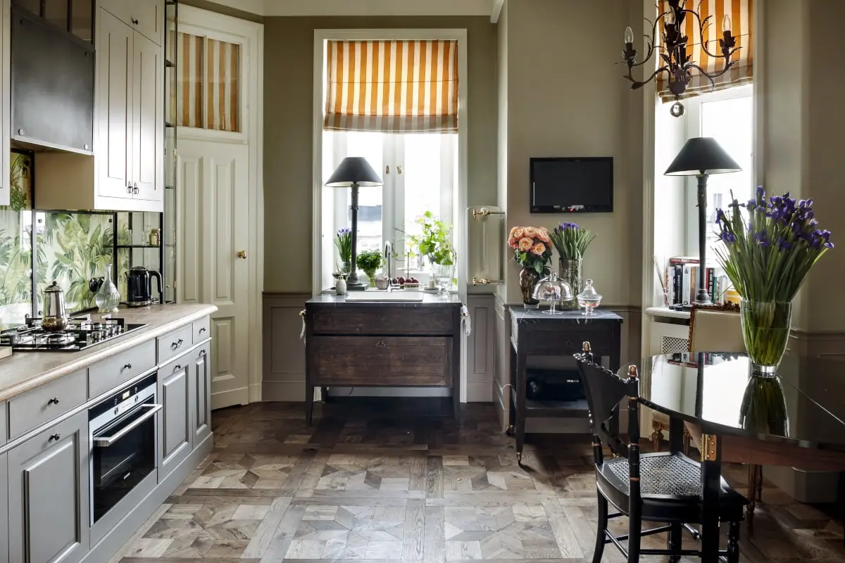 Klimatyczna kuchnia | proj. Colombe Design