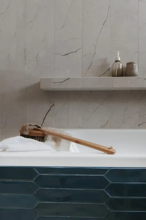 Piękna ceramika jest podstawą aranżacji łazienki