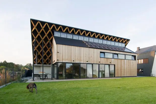 Dom za dachem projekt pracowni SUPERHELIX