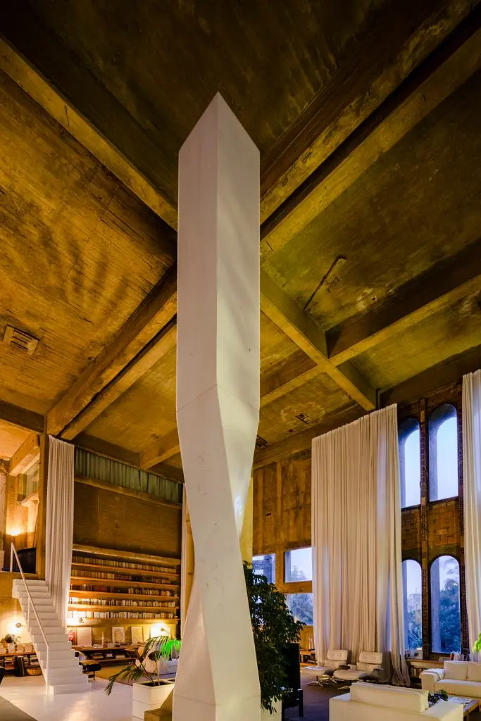 Cementownia przerobiona na luksusowe mieszkanie