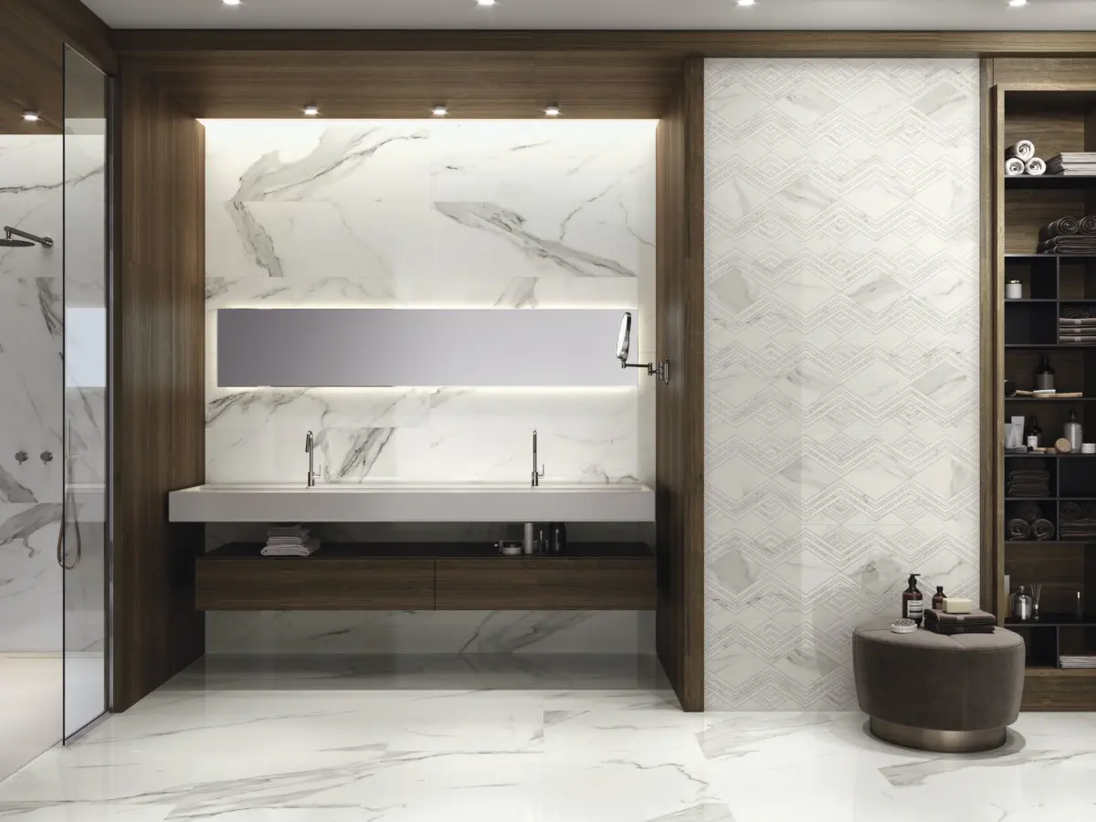 W projekcie marmurowo – drewnianej łazienki znajdują się płytki od Baldocer