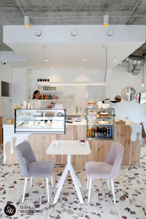 Śmietankowe Cafe | Proj: Sojka & Wojciechowski 