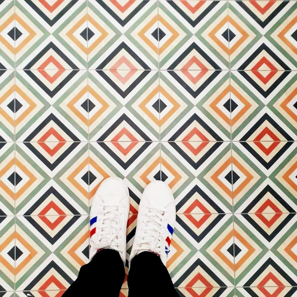 Wzorzyste płytki to jeden z najlepiej utrzymujących się trendów (źródło: HRG Heralgi)