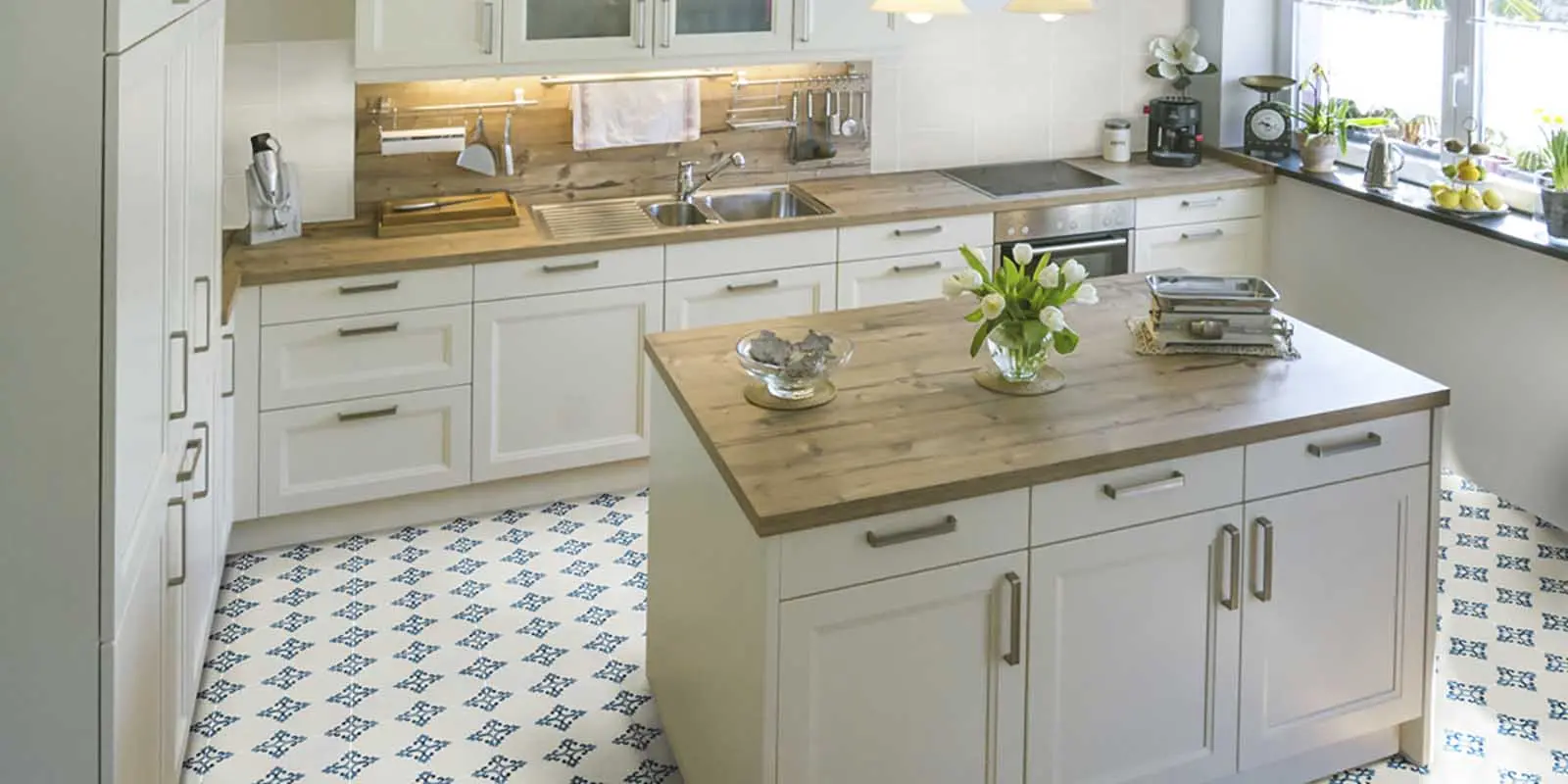 Płytki w stylu vintage marki Bärwolf są dostępne w naszych showroomach z grupy Internity Home