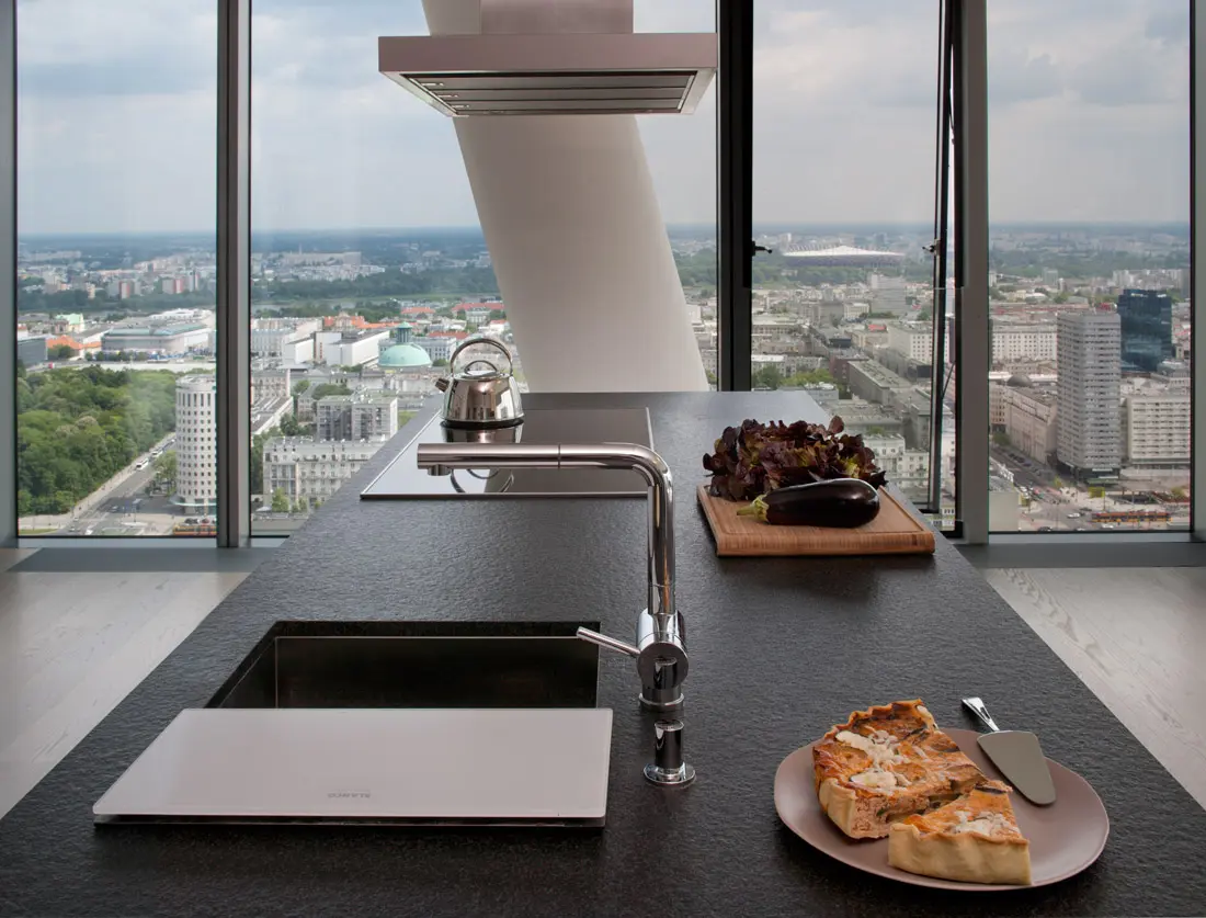 Funkcjonalna wyspa w projekcie arch. Anny Koszeli