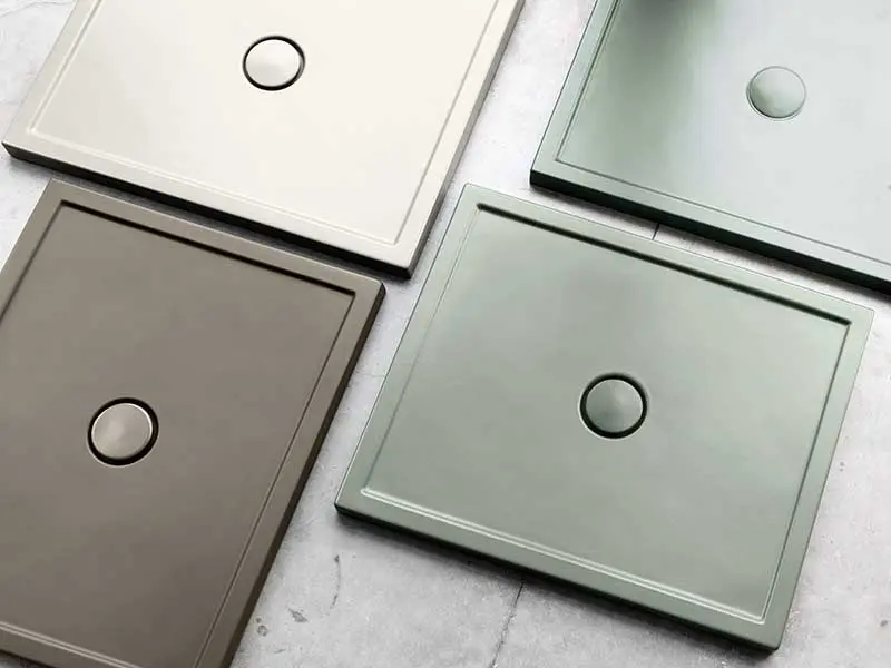 <strong>Kolorowe brodziki pod prysznic Cielo dostępne w Internity Home i Prodesigne</strong>