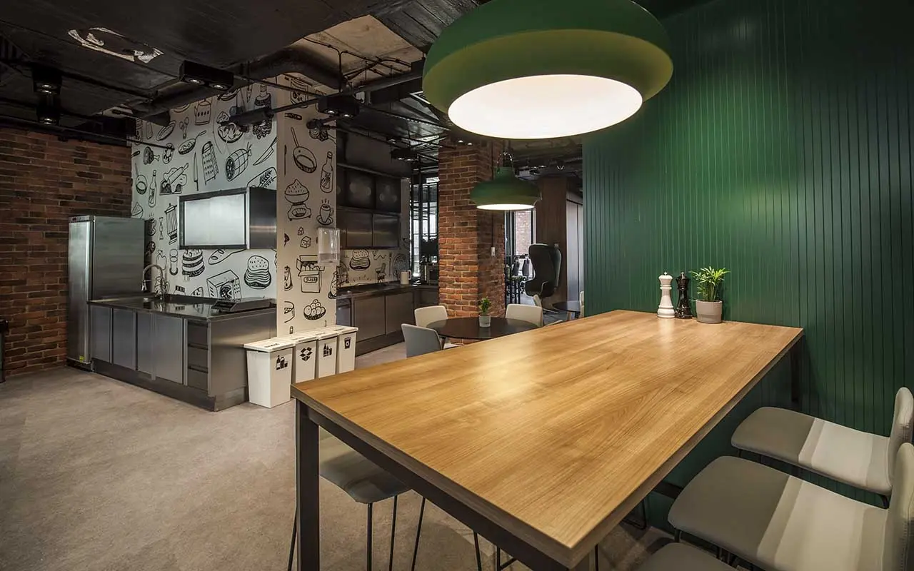 Biuro Stalgast powstało w Centrum Praskim Koneser | Proj: MADAMA