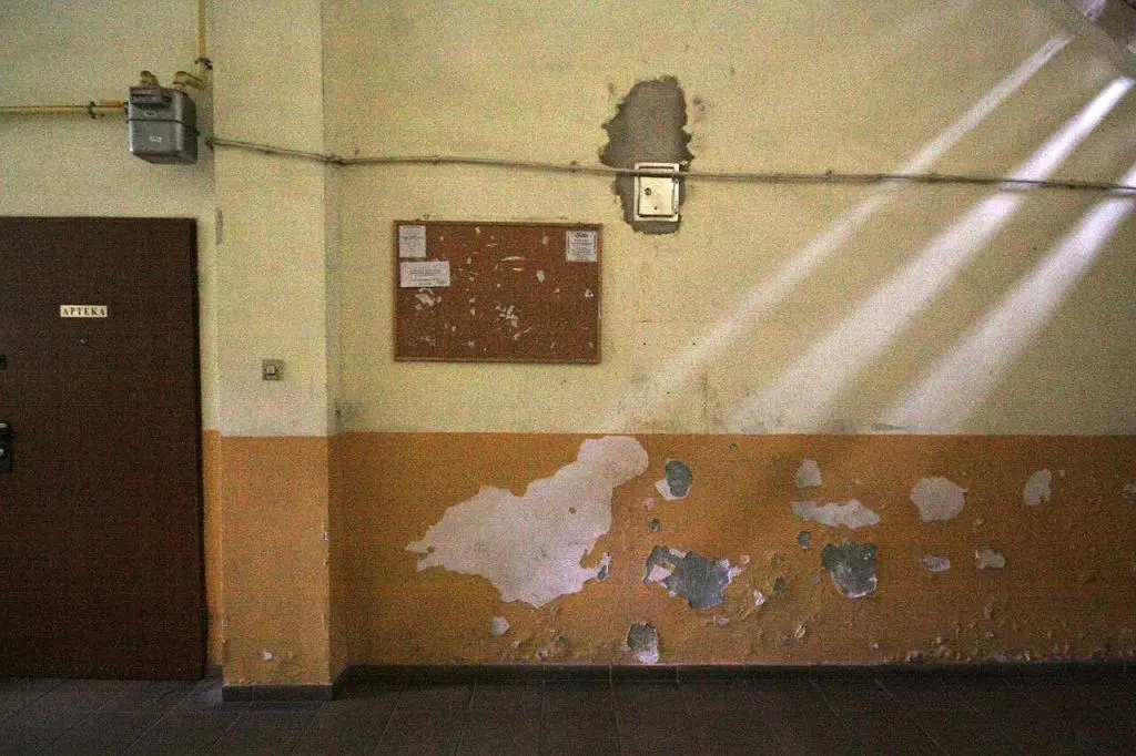 Modernizacja klatki schodowej XIX-wiecznej kamienicy przy ul Kościuszki 30 w Gliwicach. Projekt: Zalewski Architecture Group / Krzysztof Zalewski, Adam Gil - fot. Tomasz Zakrzewski/ archifolio.pl