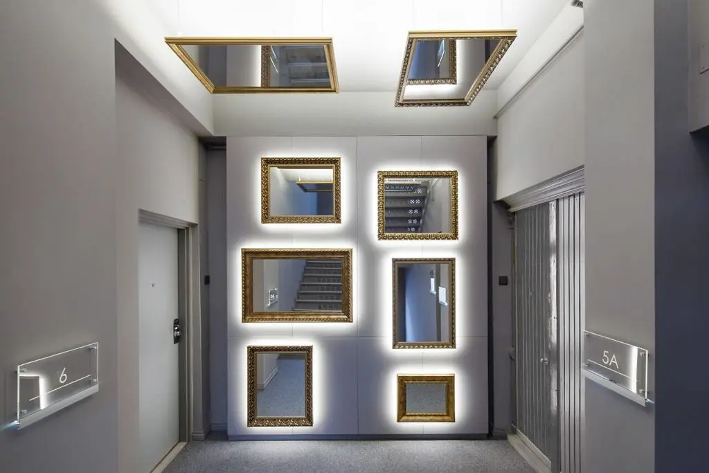 Modernizacja klatki schodowej XIX-wiecznej kamienicy przy ul Kościuszki 30 w Gliwicach. Projekt: Zalewski Architecture Group / Krzysztof Zalewski, Adam Gil - fot. Tomasz Zakrzewski/ archifolio.pl