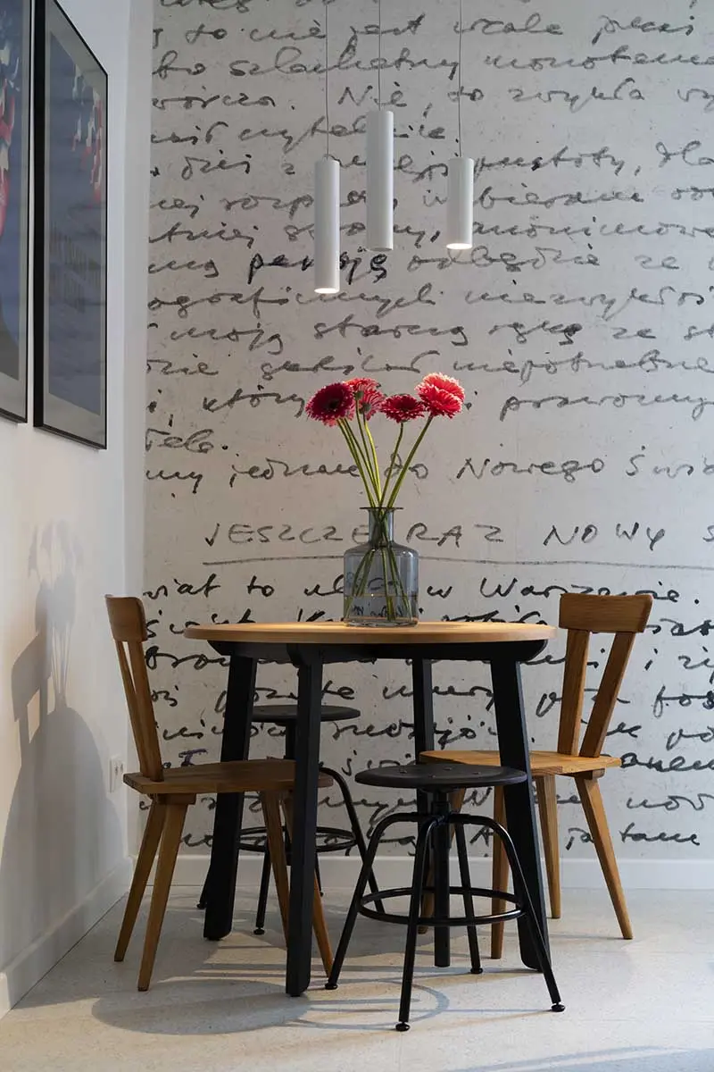 Metamorfoza mieszkania pisarza Tadeusza Konwickiego | Proj: Dorota Szelągowska Foto: Piotr Mizerski