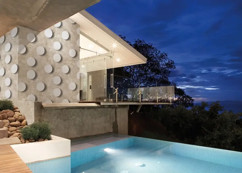 Tapeta na elewacji budynku