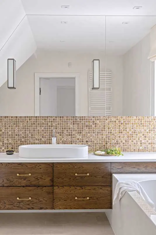 Łazienka | proj. Oikoi, zdj. Michał Zagórny