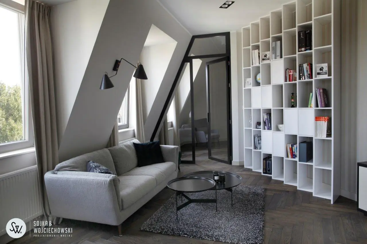 Zdjęcia Mariusz Bykowski Stylizacja Eliza Mrozińska Projekt Konrad Sojka, Mikołaj Wojciechowski/Sojka & Wojciechowski