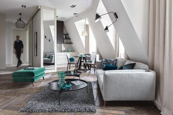 Zdjęcia Mariusz Bykowski Stylizacja Eliza Mrozińska Projekt Konrad Sojka, Mikołaj Wojciechowski/Sojka & Wojciechowski