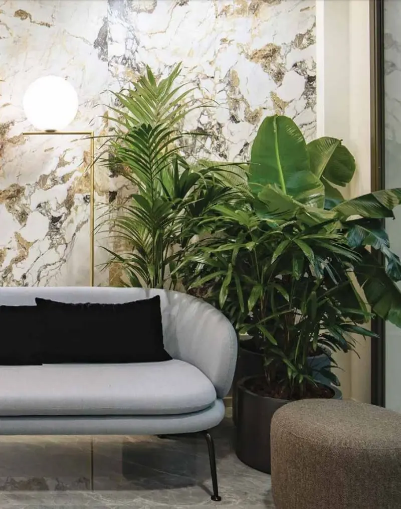 Płytki imitujące marmur wprowadzą do wnętrza wyjątkową elegancję.