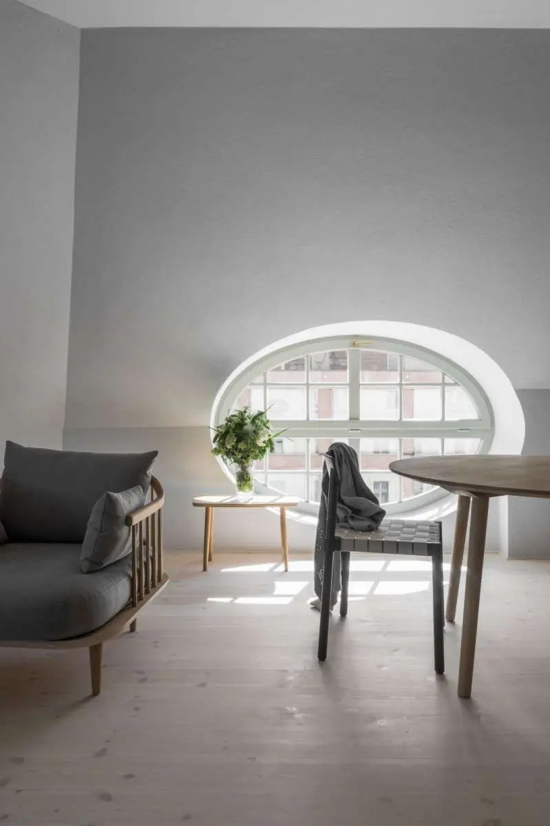 APARTAMENT NA PODDASZU KAMIENICY Z 1911 ROKU W KRAKO