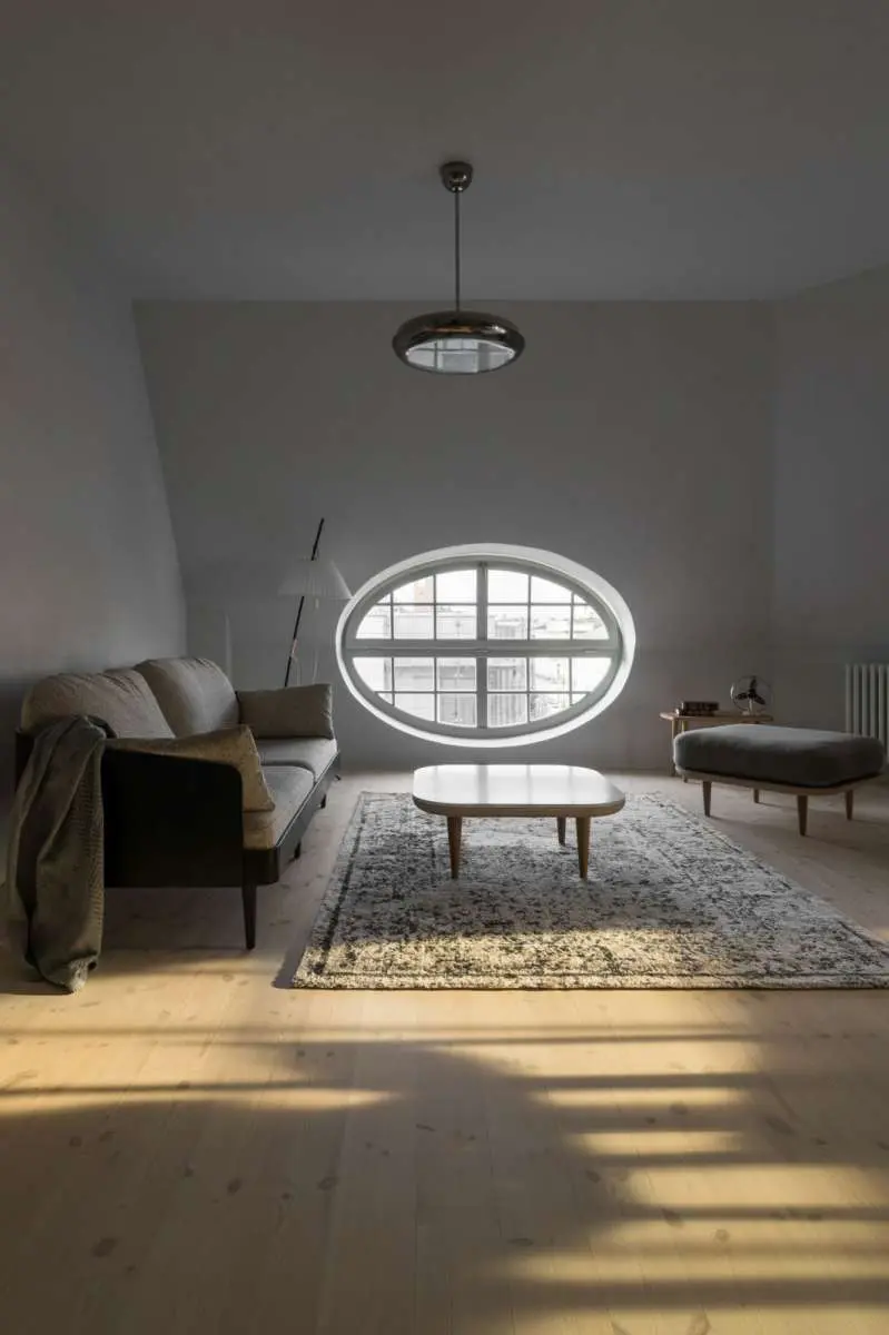 APARTAMENT NA PODDASZU KAMIENICY Z 1911 ROKU W KRAKO