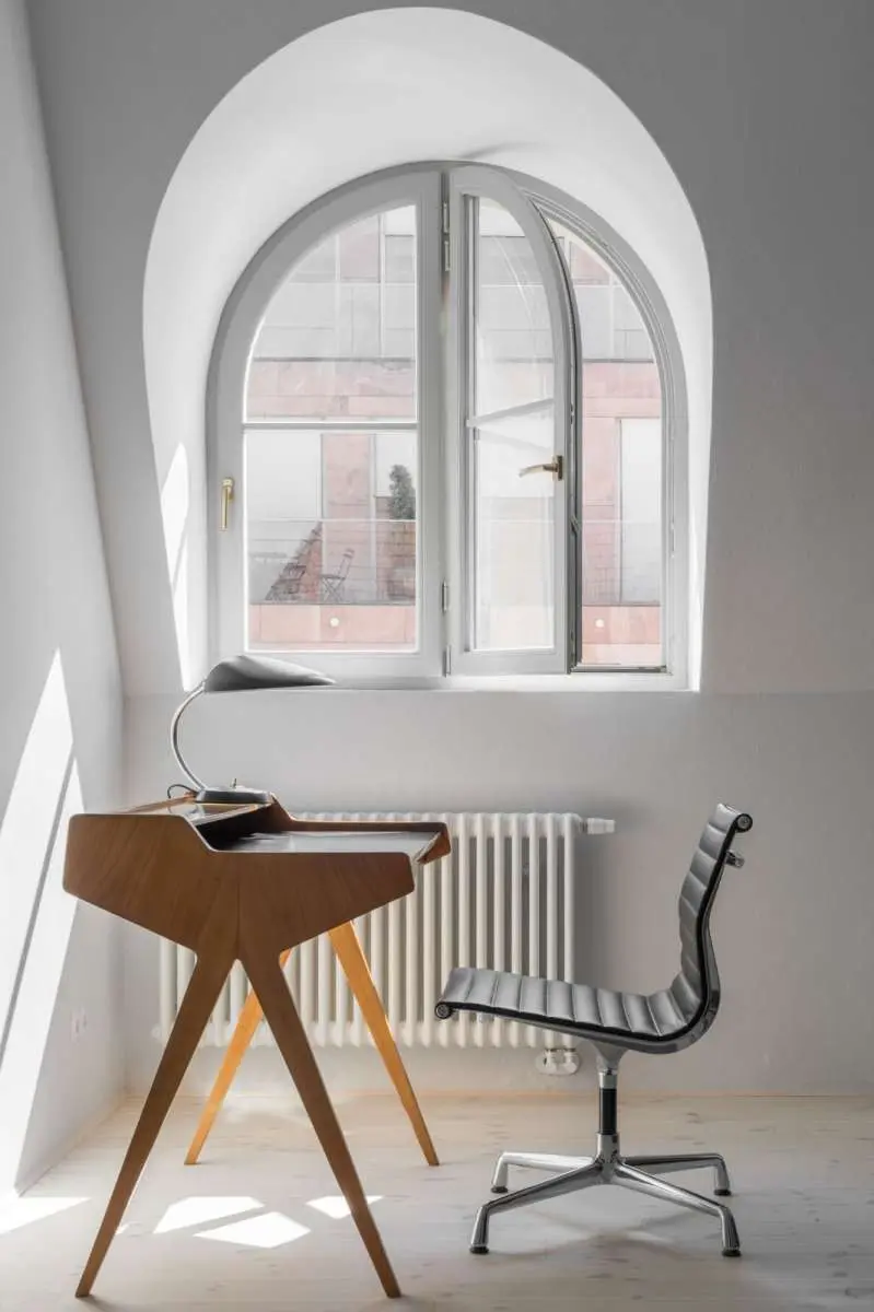 APARTAMENT NA PODDASZU KAMIENICY Z 1911 ROKU W KRAKO