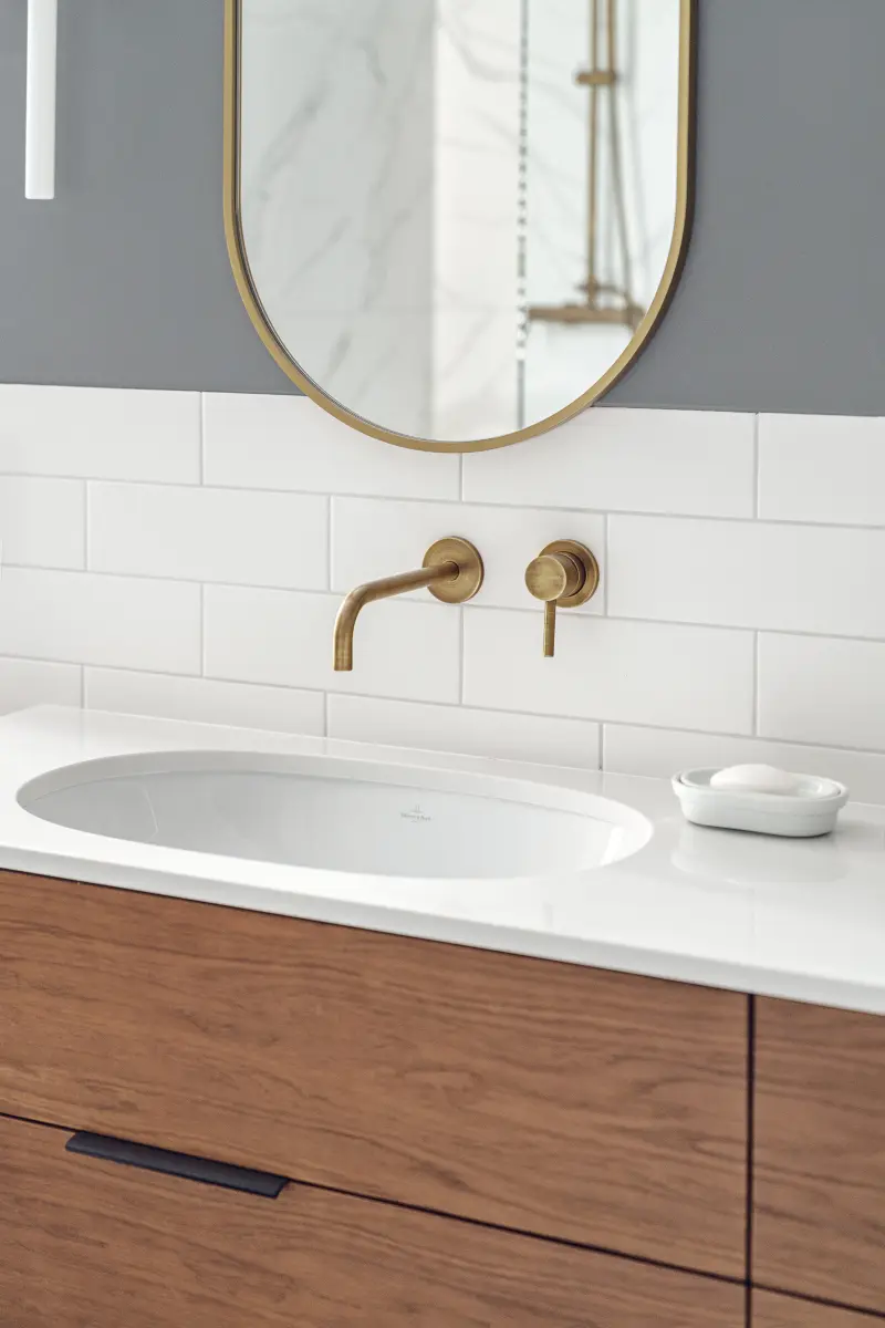 Stylowa strefa umywalkowa z płytkami marki Marazzi z showroomu Internity Home (proj. luumo, zdj. Tom Kurek)