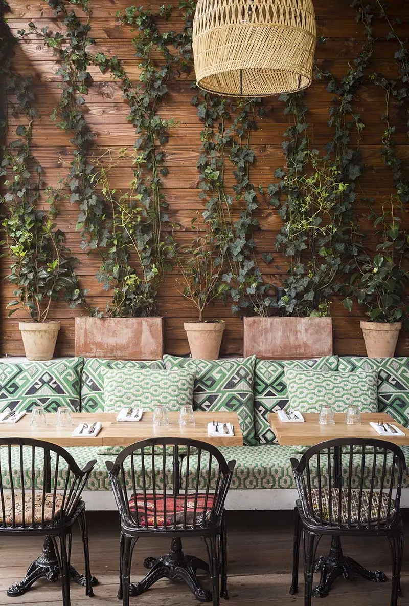 PARIS À L’OUEST, Brasserie d’Auteuil Paris – 2017