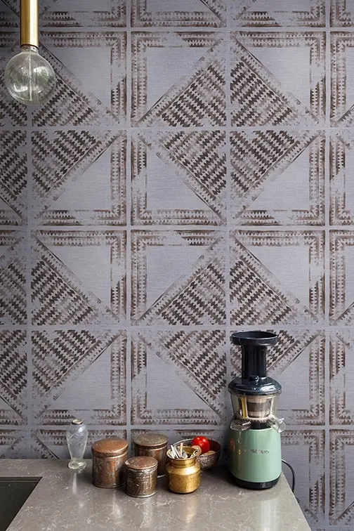 Tapeta Santiago z nowej kolekcji Wet System od Wall & Deco