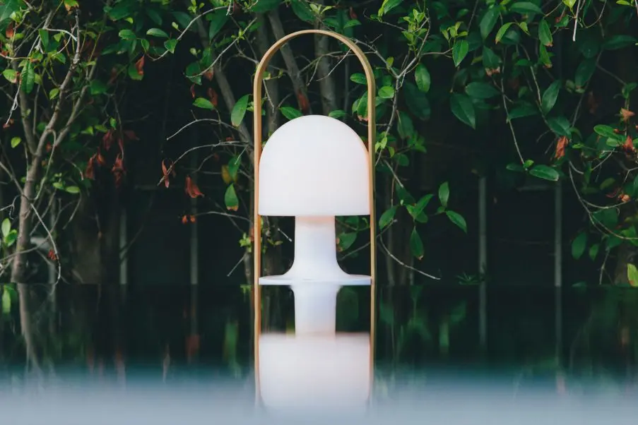 Lampa przenośna Followme od Marset