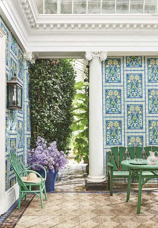 117/5013 Triana Seville