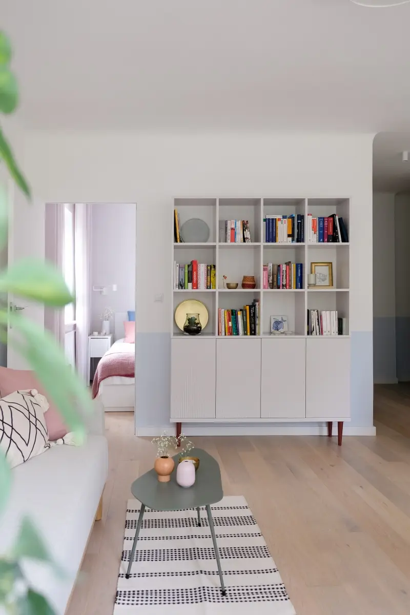 Projekt: Dembowska studio architektury oraz JAG studio architektury.