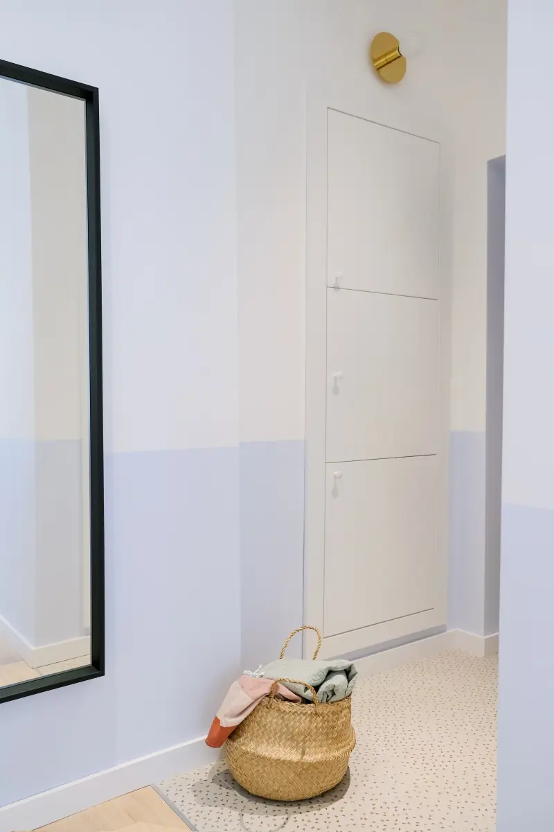 Projekt: Dembowska studio architektury oraz JAG studio architektury.